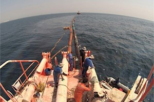 شیلنگ‎های گوی شناور صادرات نفت در لاوان تعویض شد