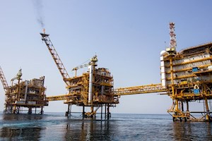 توقف صادرات نفت و فراورده های نفتی به ایران