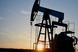 افزایش قیمت نفت در پایان هفته گذشته