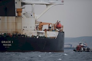 استفاده آمریکا از حربه تهدید برای توقف نفتکش ایرانی آدریان دریا