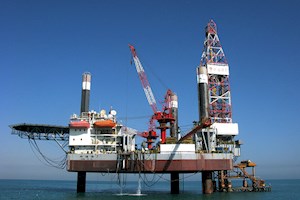 صنعت نفت و گاز از تولید داخلی حمایت می‌کند