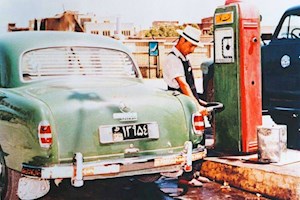 جایگاه فروش فراورده های نفتی در تهران دهه 1330