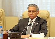   دیدار زنگنه با وزیر صنعت و تجارت خارجی مالزی 