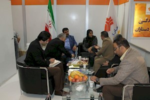 حضور اعضای شورای اسلامی شهر بوشهر در غرفه گروه خودروسازی سایپا