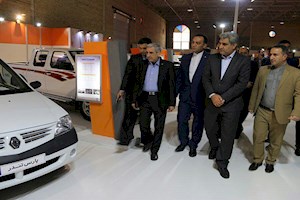استاندار بوشهر در غرفه گروه خودروسازی سایپا حضور یافت