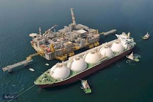 محدودیت عرضه گاز و صف کشتی ها در بندر قطر