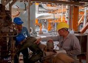   یک روز در کنار کارکنان پرتلاش پالایشگاه دوازدهم مجتمع گاز پارس جنوبی همراه با عملیات تعمیرات اساسی